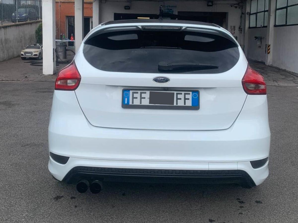 Ford Focus 1.5 TDCi 120 CV - ST Line - UNIPRO