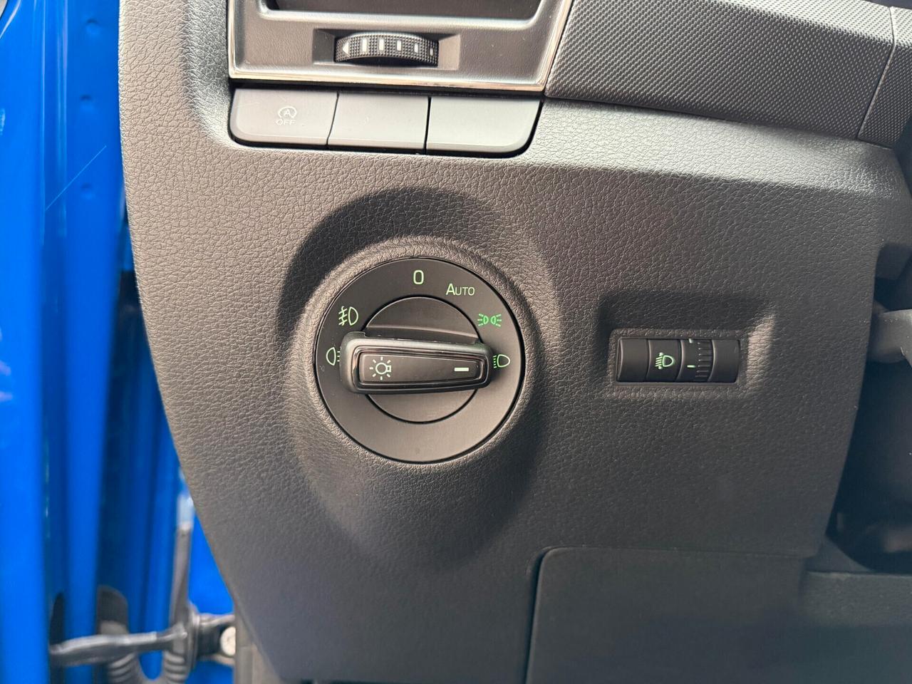 Skoda Fabia 1.0 benzina Neopatentati