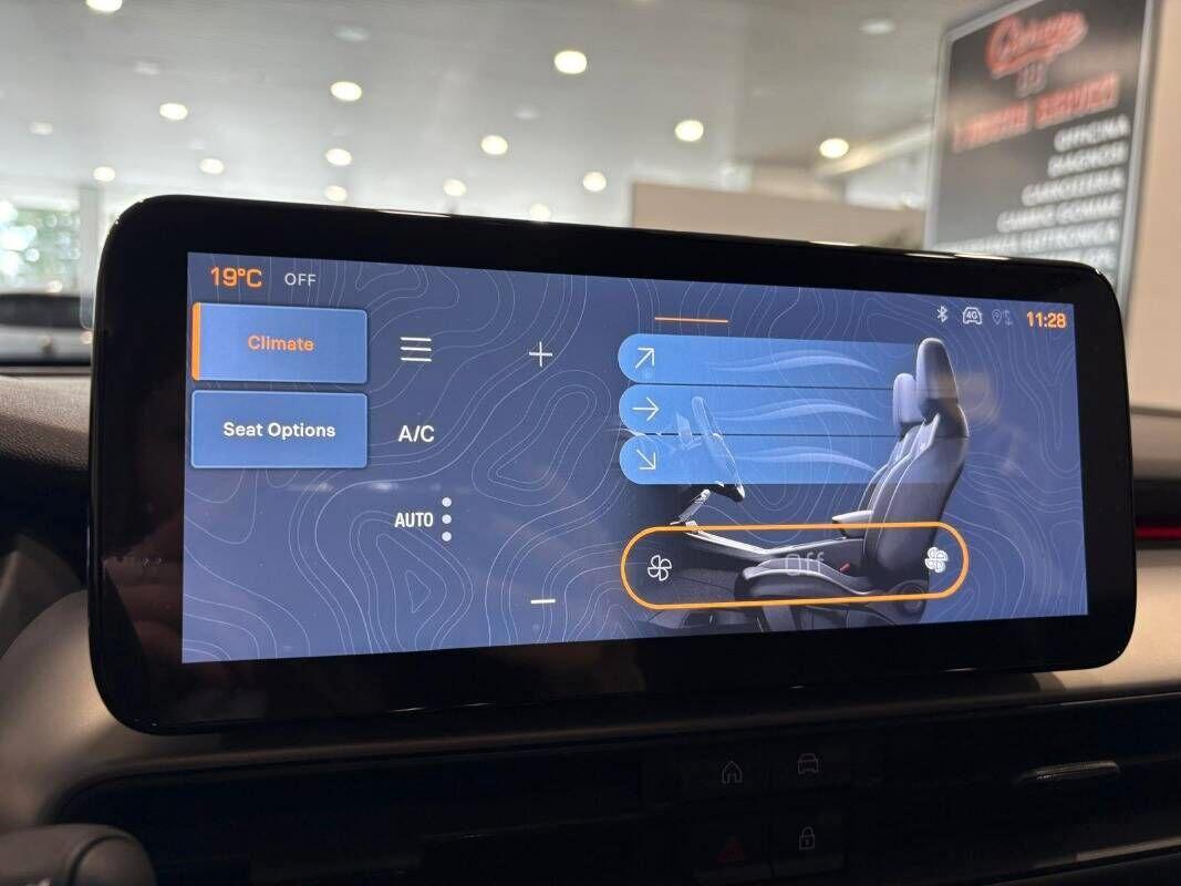 Jeep Avenger E-hybr.mhev Summit fwd 110cv edct6