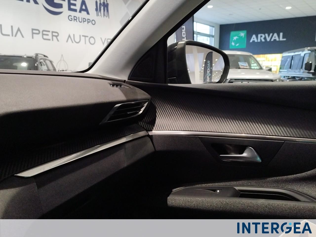 PEUGEOT 3008 1.5 bluehdi Active Business s&s 130cv