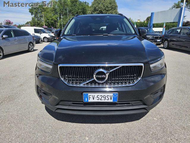 VOLVO XC40 2.0 d3 SUV D3 150cv BUSINESS - FV529SV