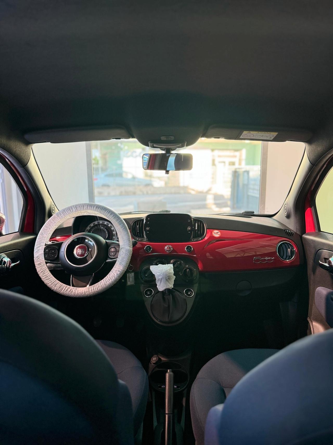 Fiat 500 1.0 Hybrid Red