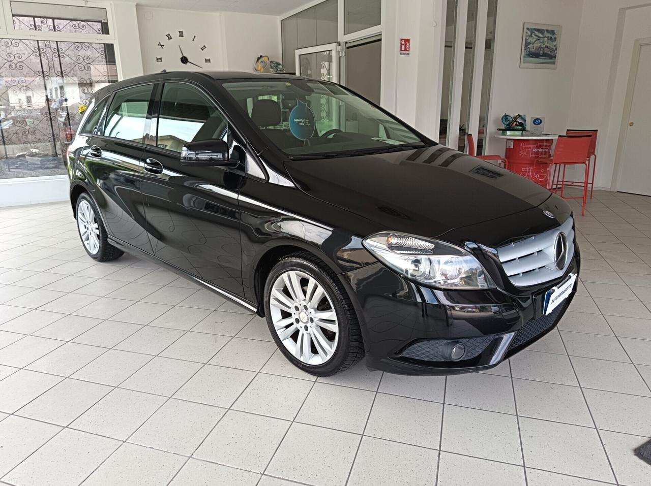 Mercedes B 180 CDI Executive "LEGGI"