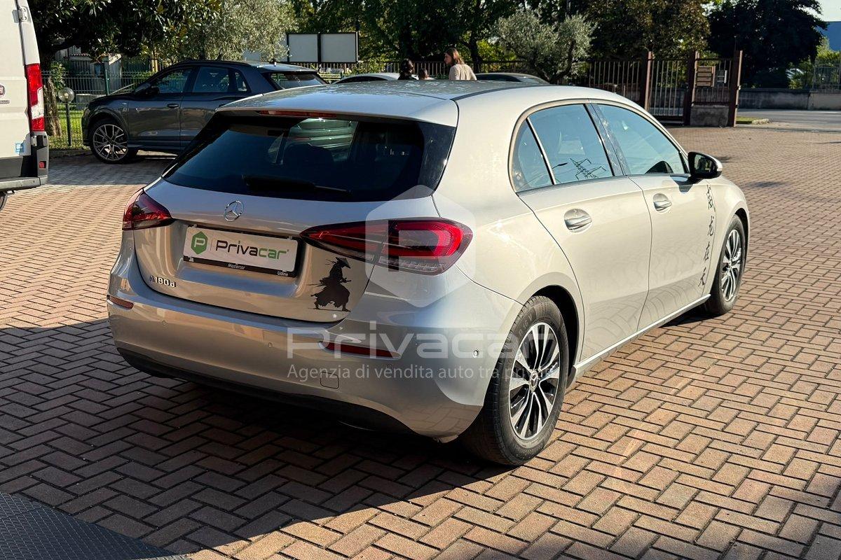 MERCEDES A 180 d Automatic Business