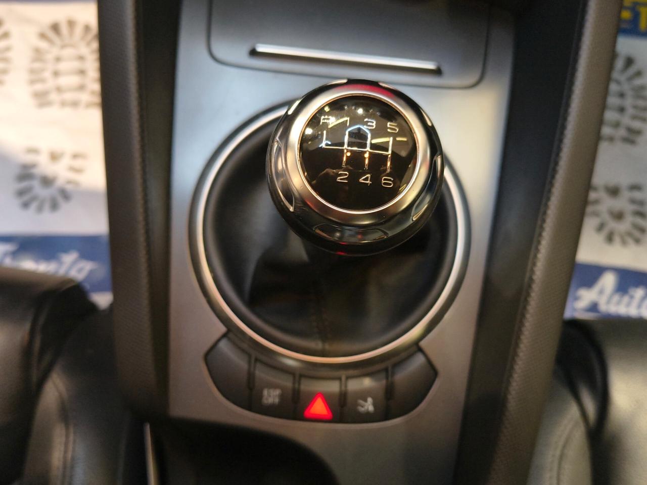 Audi TT Coupé 2.0 TDI quattro Advanced