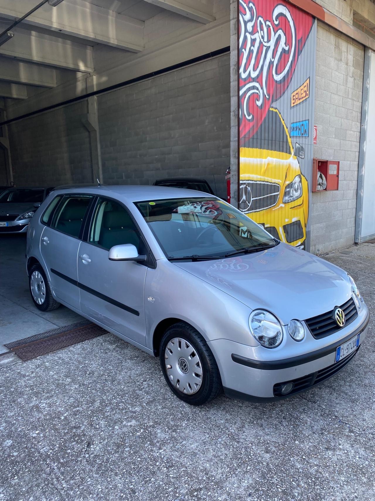 Volkswagen Polo 1.2 5p. Neop 90.000km