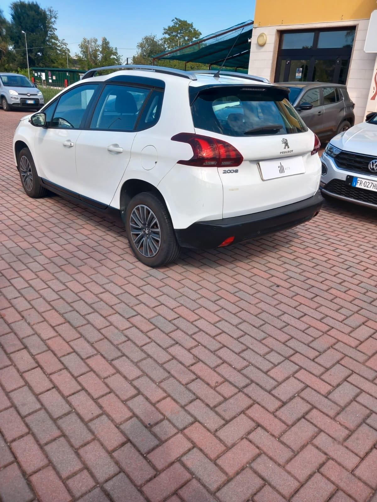 Peugeot 2008 PureTech 82 Allure