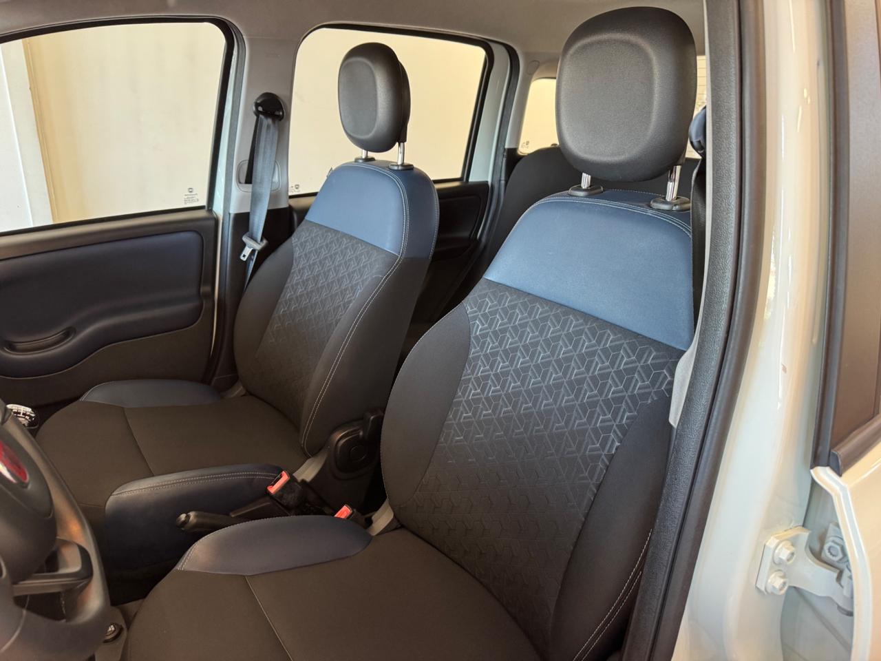 FIAT PANDA 1.0 FireFly S&S HYBRID CITY CROSS