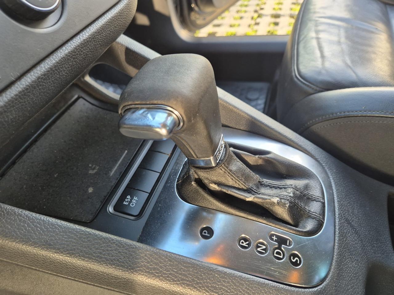 Volkswagen Golf 1.9 TDI DPF 5p. DSG GT Sport