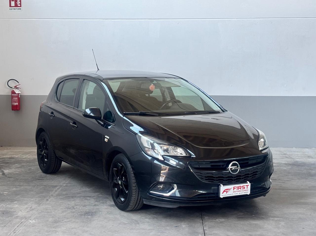 Opel Corsa 1.2 5 porte b-Color