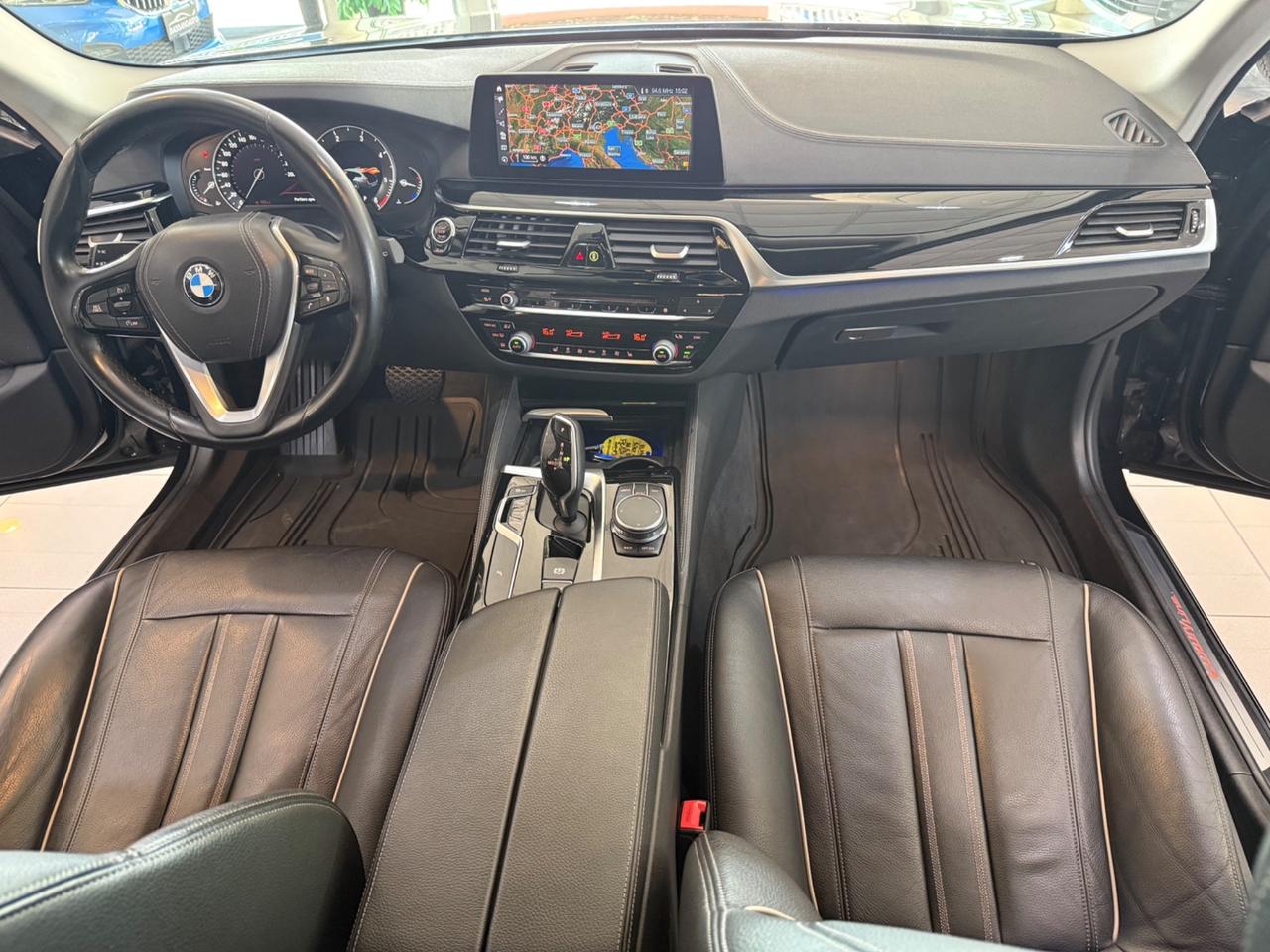 Bmw 520 Touring 520d Luxury auto