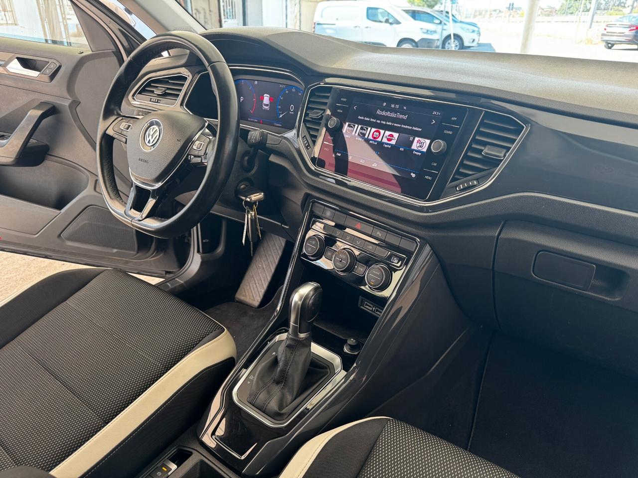 Volkswagen T-Roc 2.0 TDI 150 CV DSG Advanced - 2019