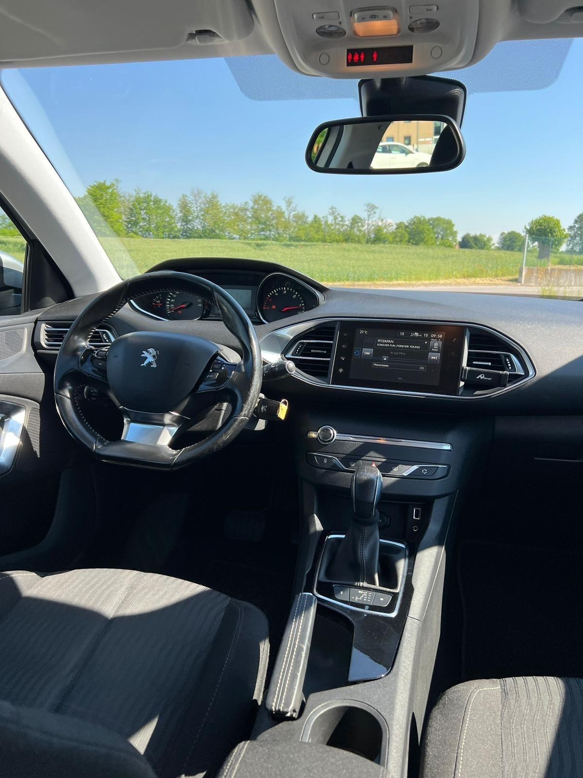 Peugeot 308 BlueHDi 150 S&S SW Business