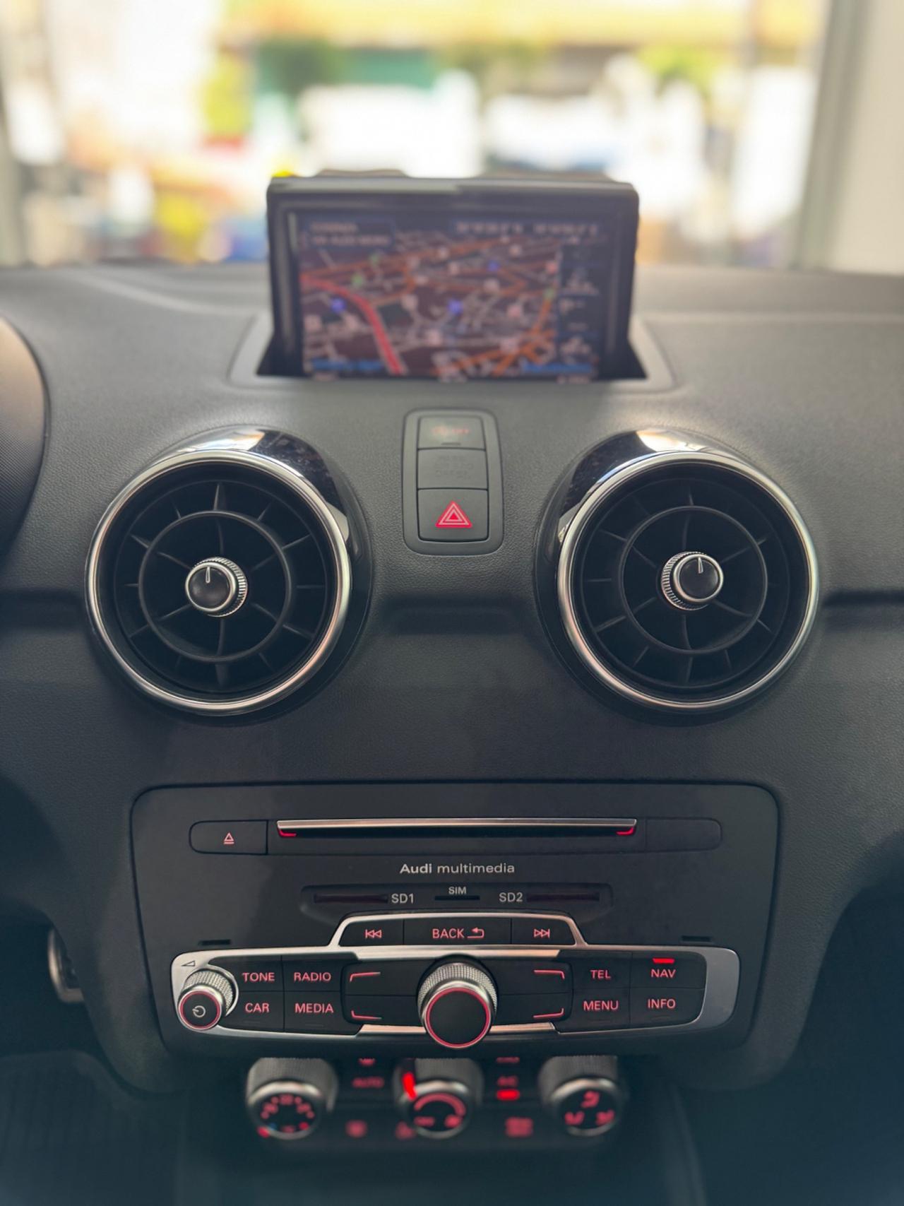 Audi A1 S1 2.0 TFSI quattro