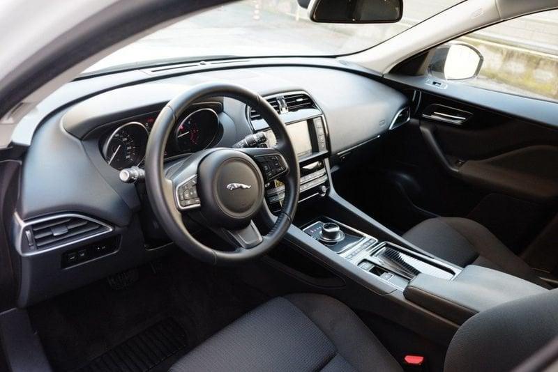 Jaguar F-Pace 2.0 D 180 CV AWD aut. IVA ESPOSTA