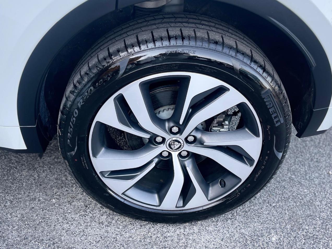 Jaguar E-Pace 1.5 i3 PHEV R-Dynamic SE AWD 309CV