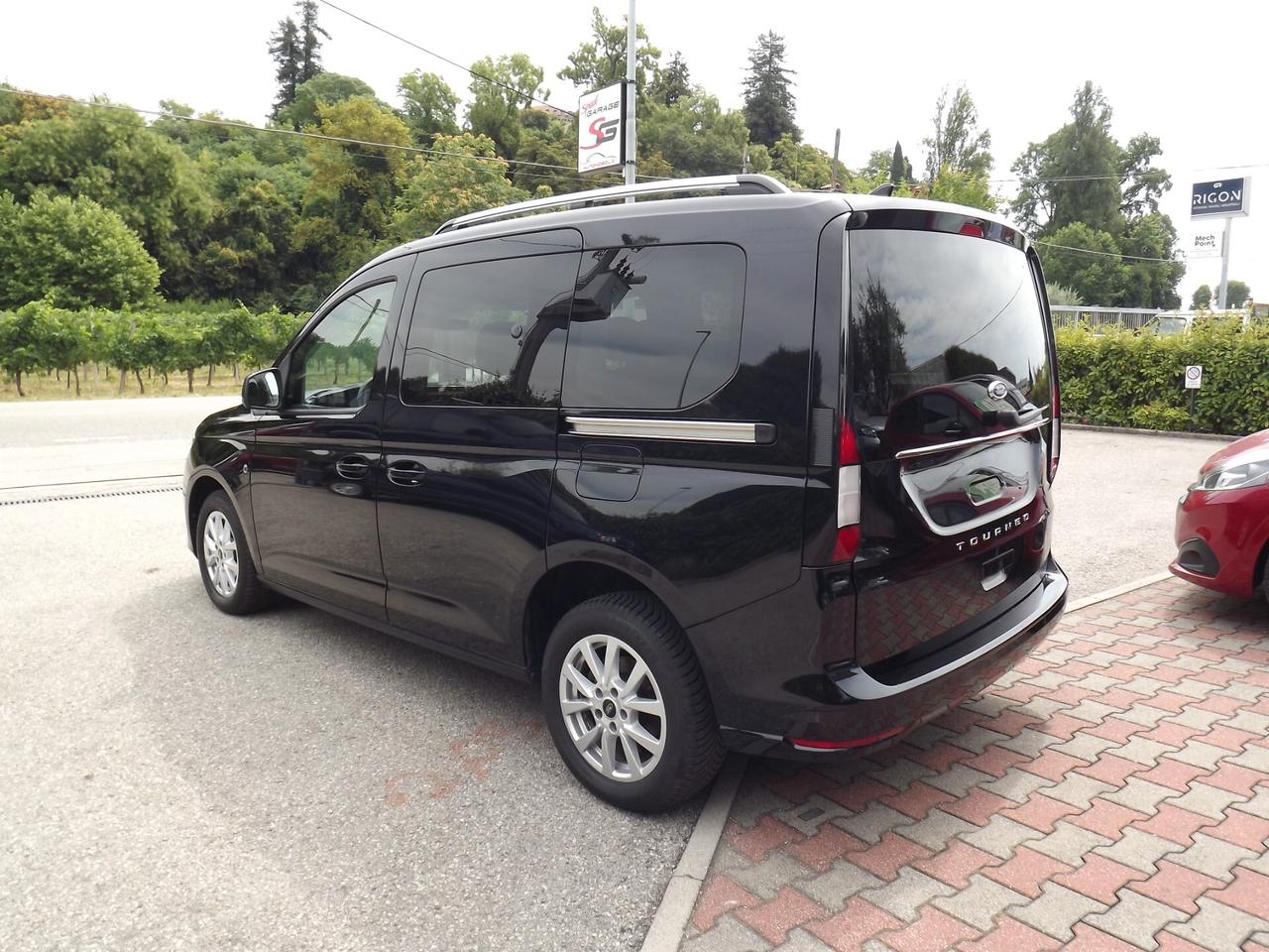 Ford Tourneo Connect 2.0 EcoBlue 122 CV Titanium