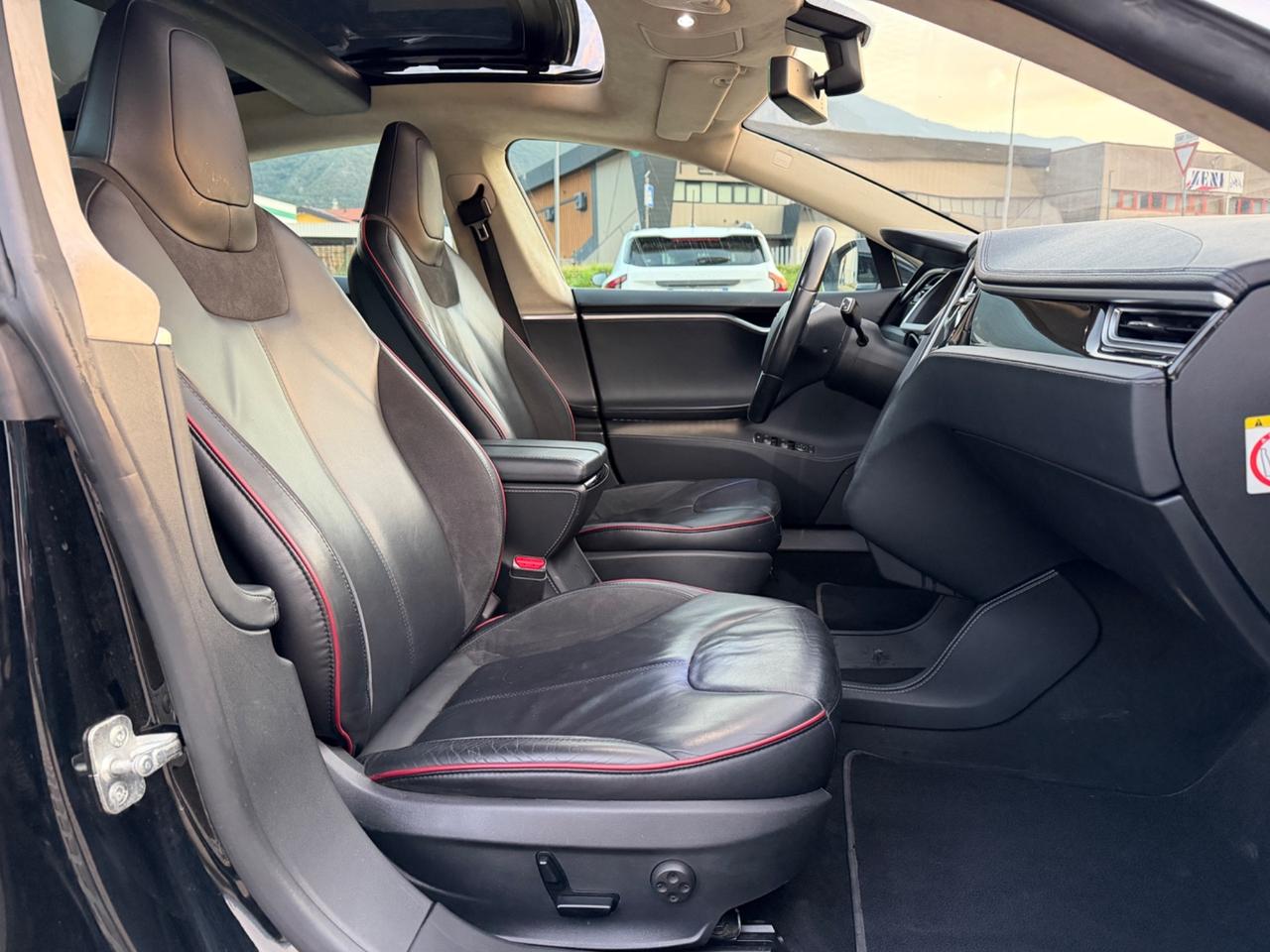 Tesla Model S P85 ,,RICARICA SC01 GRATIS A VITA”