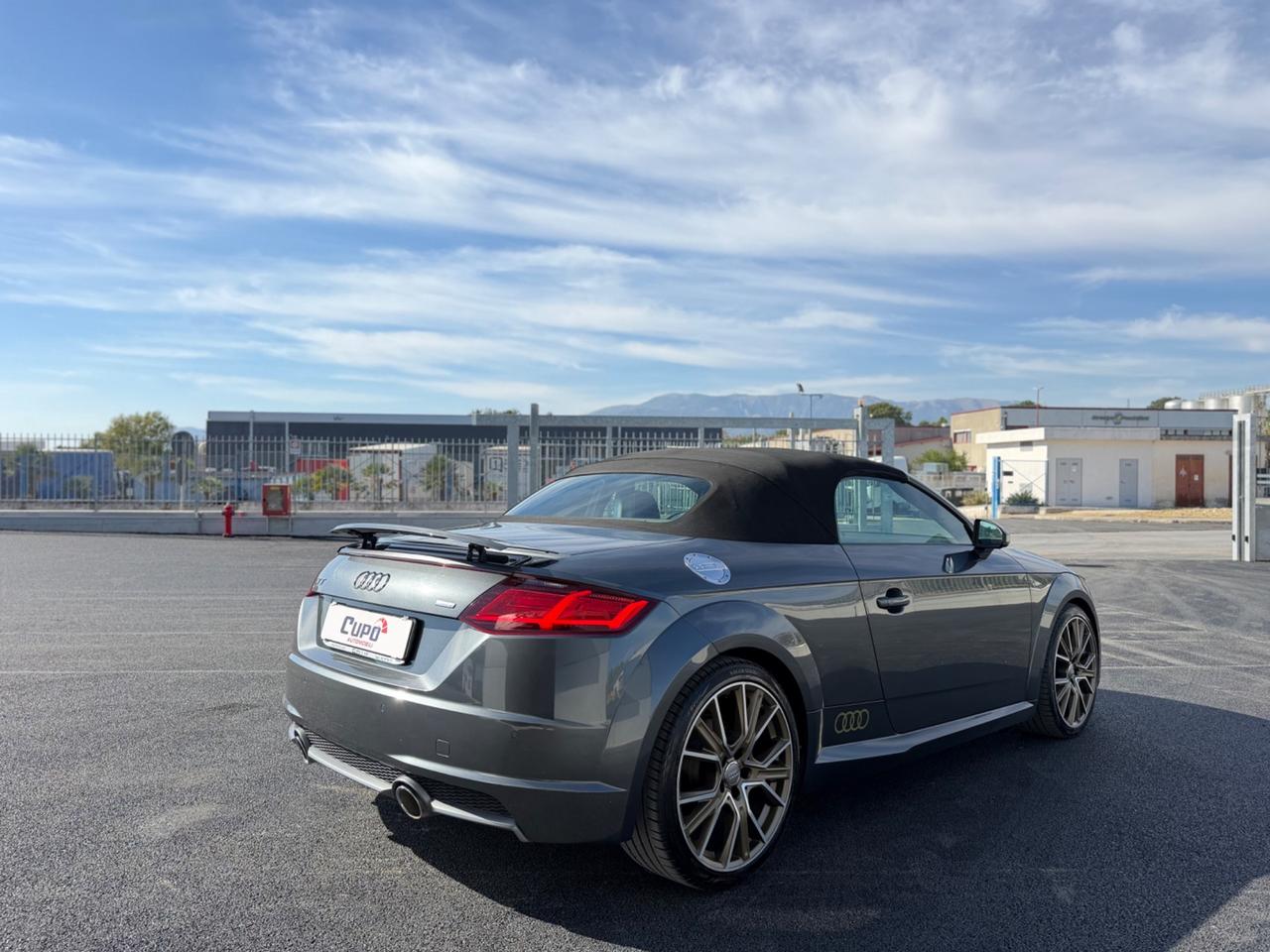 Audi TT Roadster 2.0 TDI ultra S line