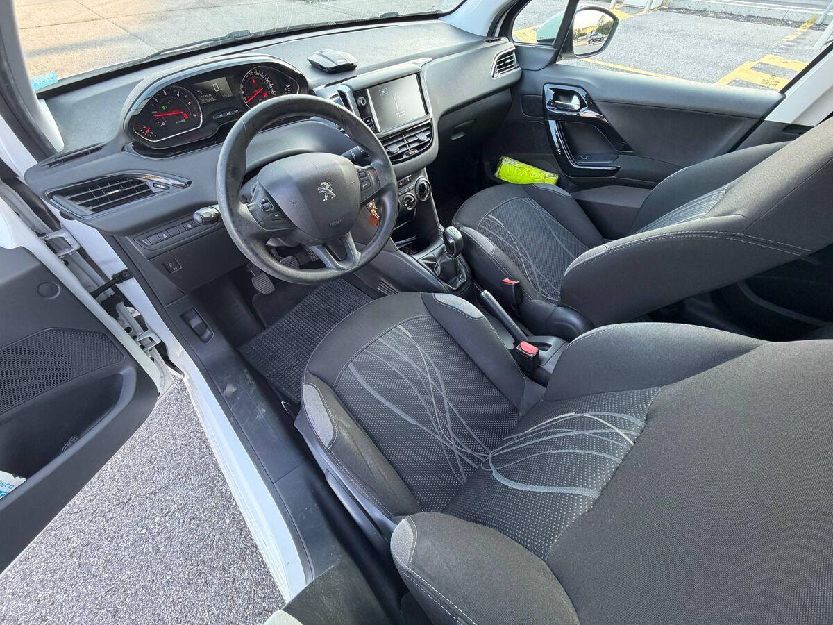 Peugeot 208 1.4 hdi 8v Allure 5p
