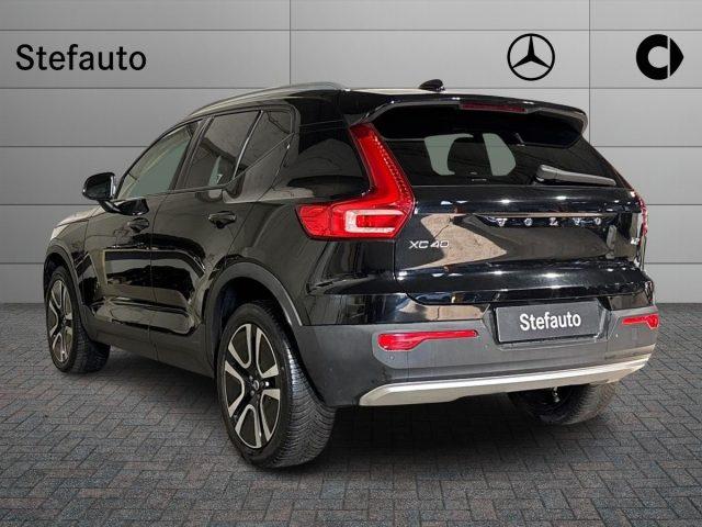 VOLVO XC40 T2 Geartronic Momentum N1