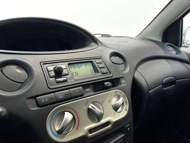 Toyota Yaris 1.3 VVT-i 5 P