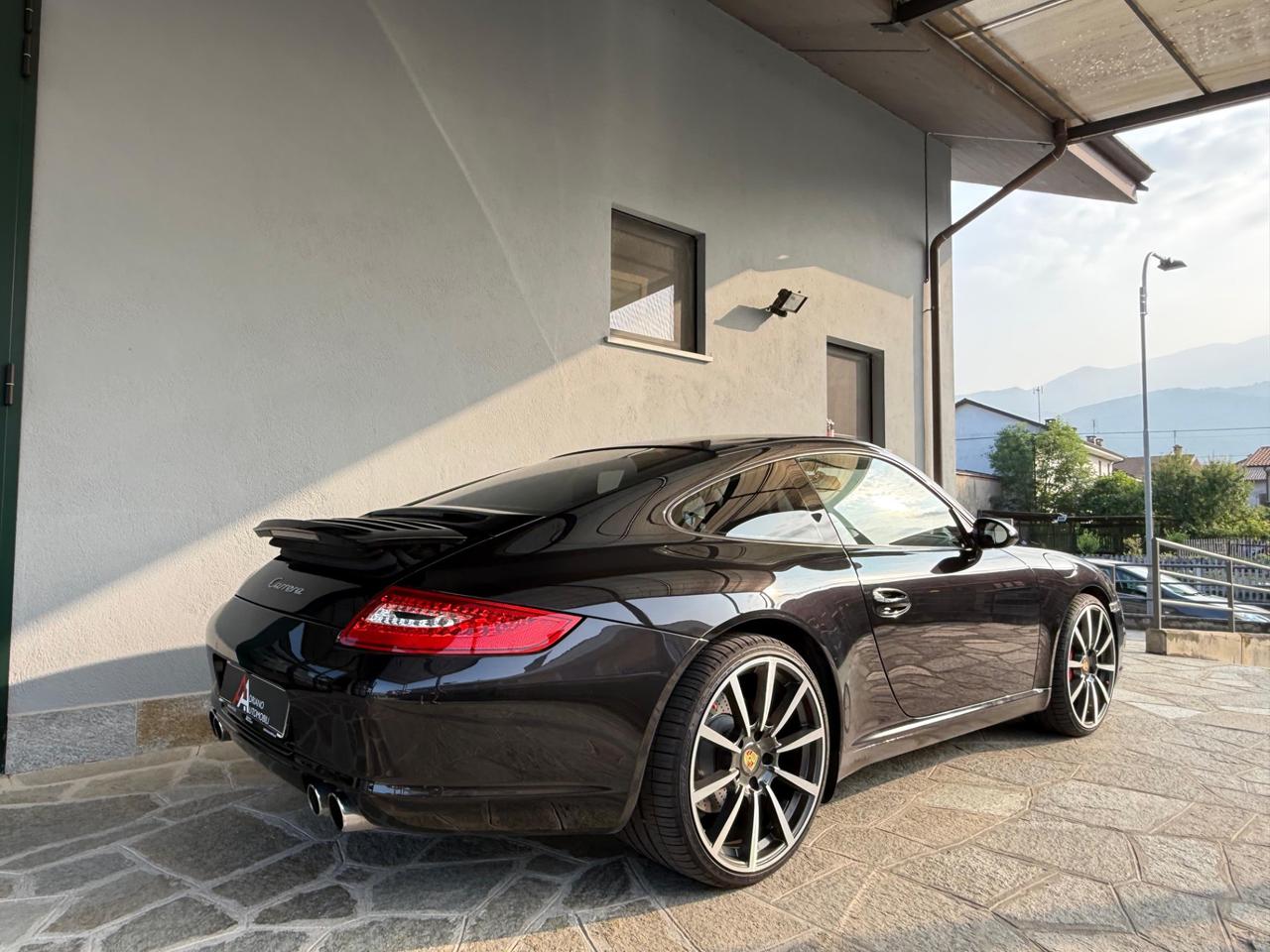 Porsche 911 Coupe 3.8 Carrera S