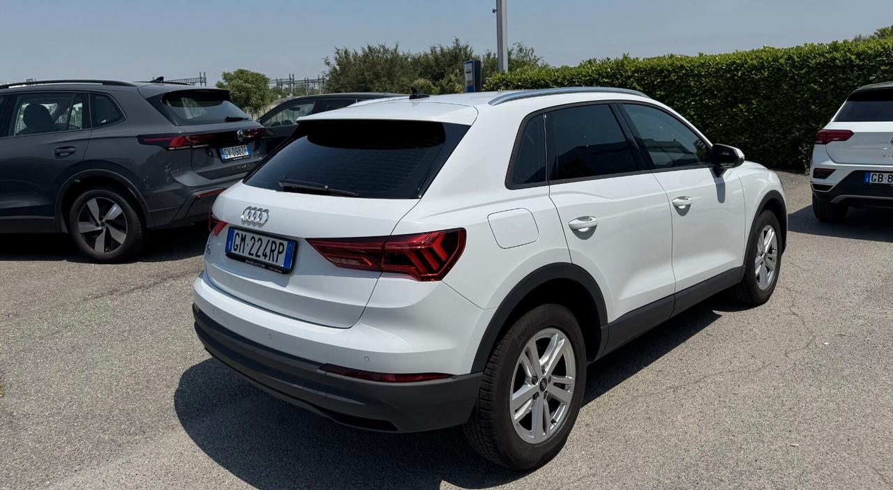 Audi Q3 35 1.5 TFSi 150CV S Tronic / NO VINCOLI /