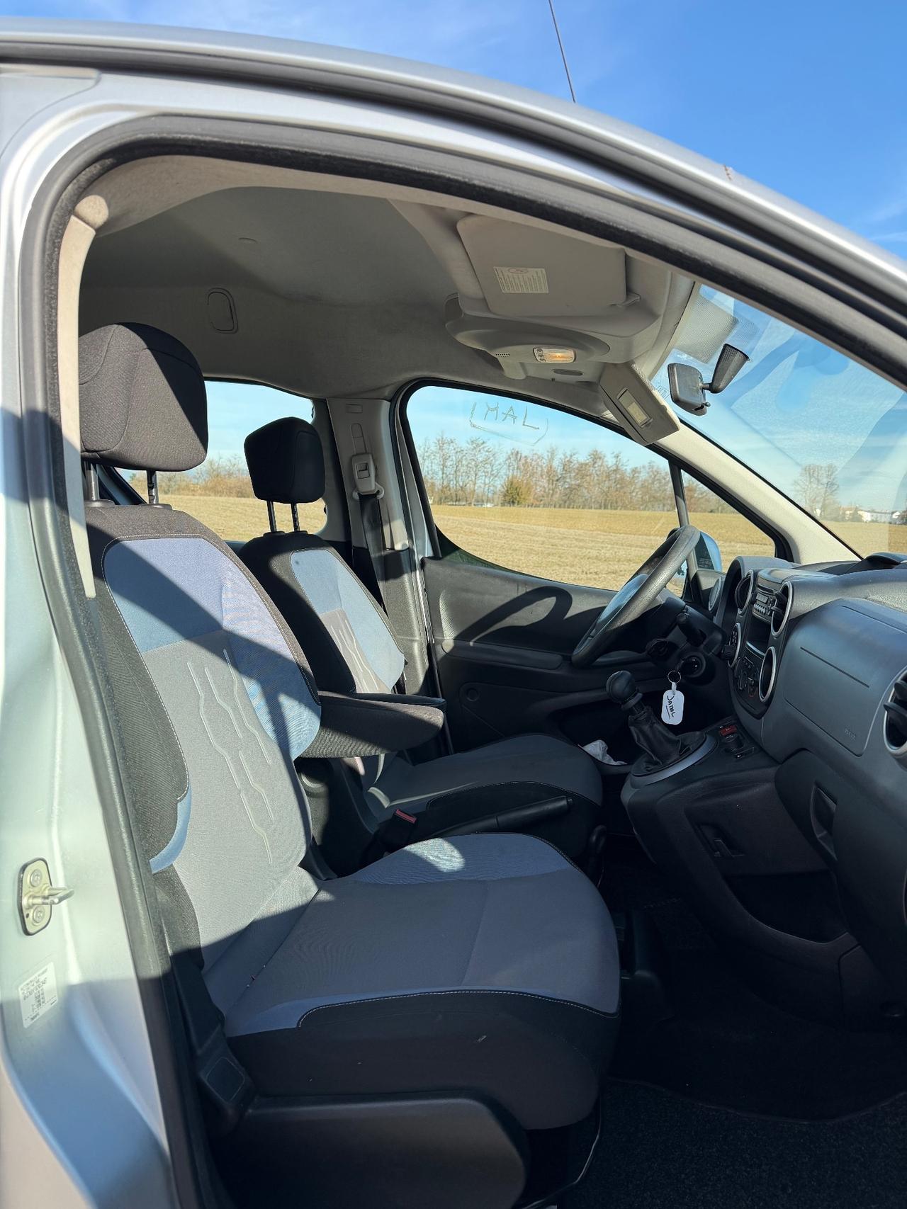 Peugeot Partner Tepee 1.6 HDi 92CV Active 4X4