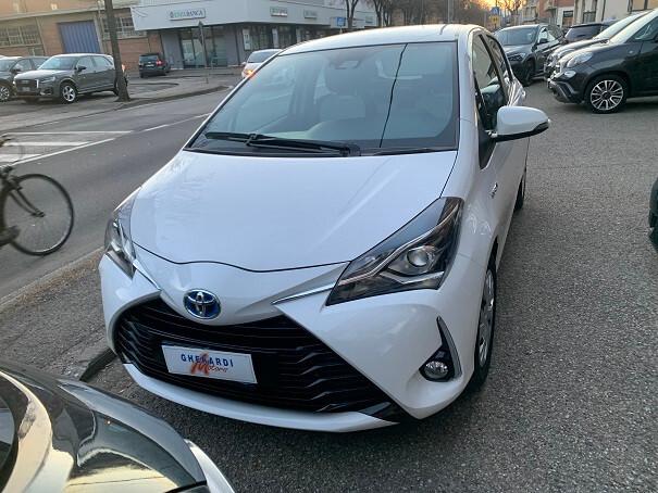 Toyota Yaris 1.5 Hybrid 5 porte Business