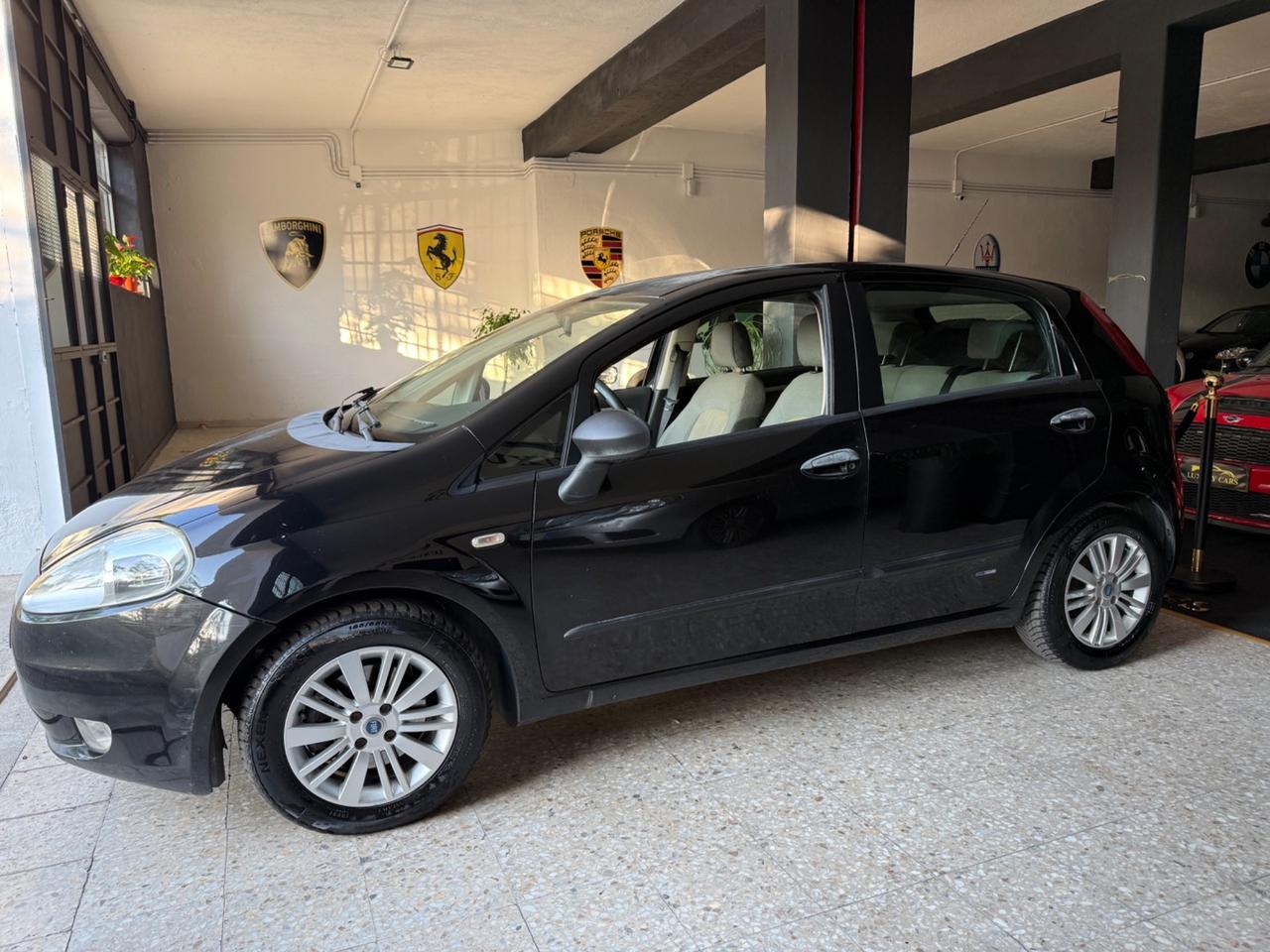 Fiat Grande Punto 1.3 MJT 90 CV Neopat Emotion
