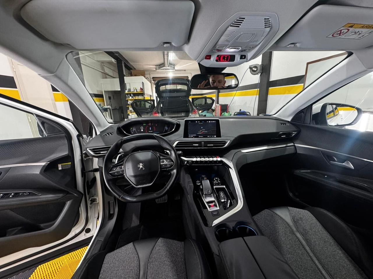 Peugeot 3008 BlueHDi 120 S&S Allure