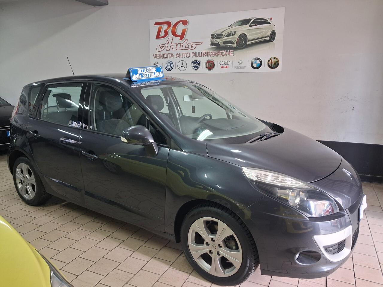 Renault Scenic X-Mod 1.5 dCi unico prop 2011
