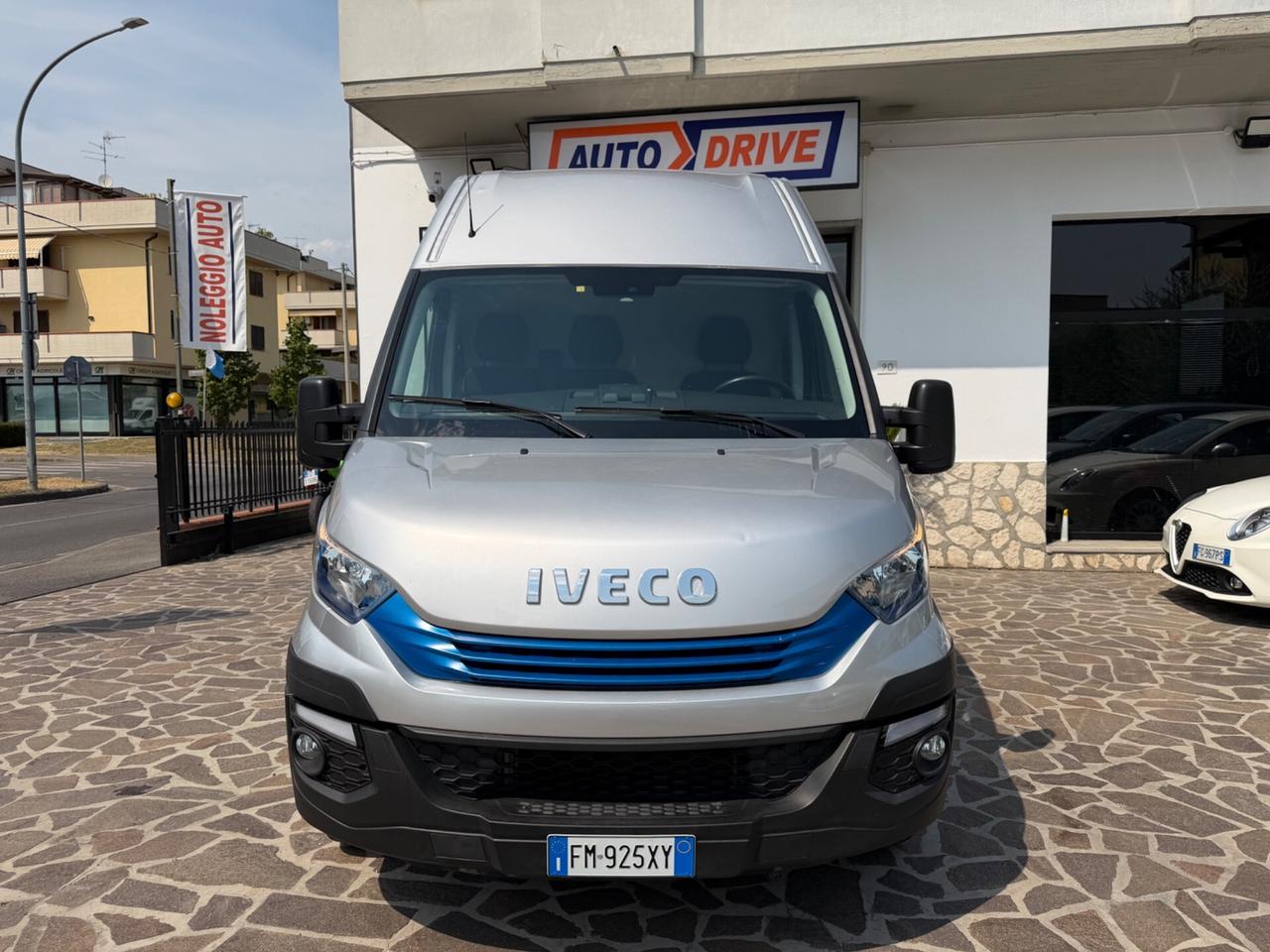 Iveco Daily 2.3 Furgone Hi-Matic