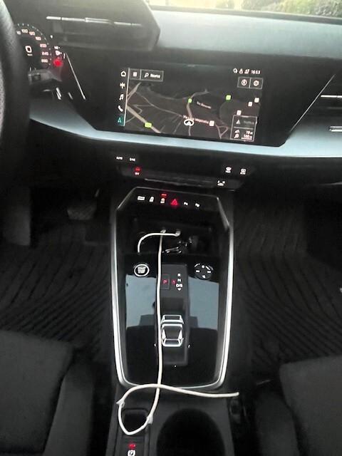 Audi A3 SPB 30 g-tron S tronic line edition