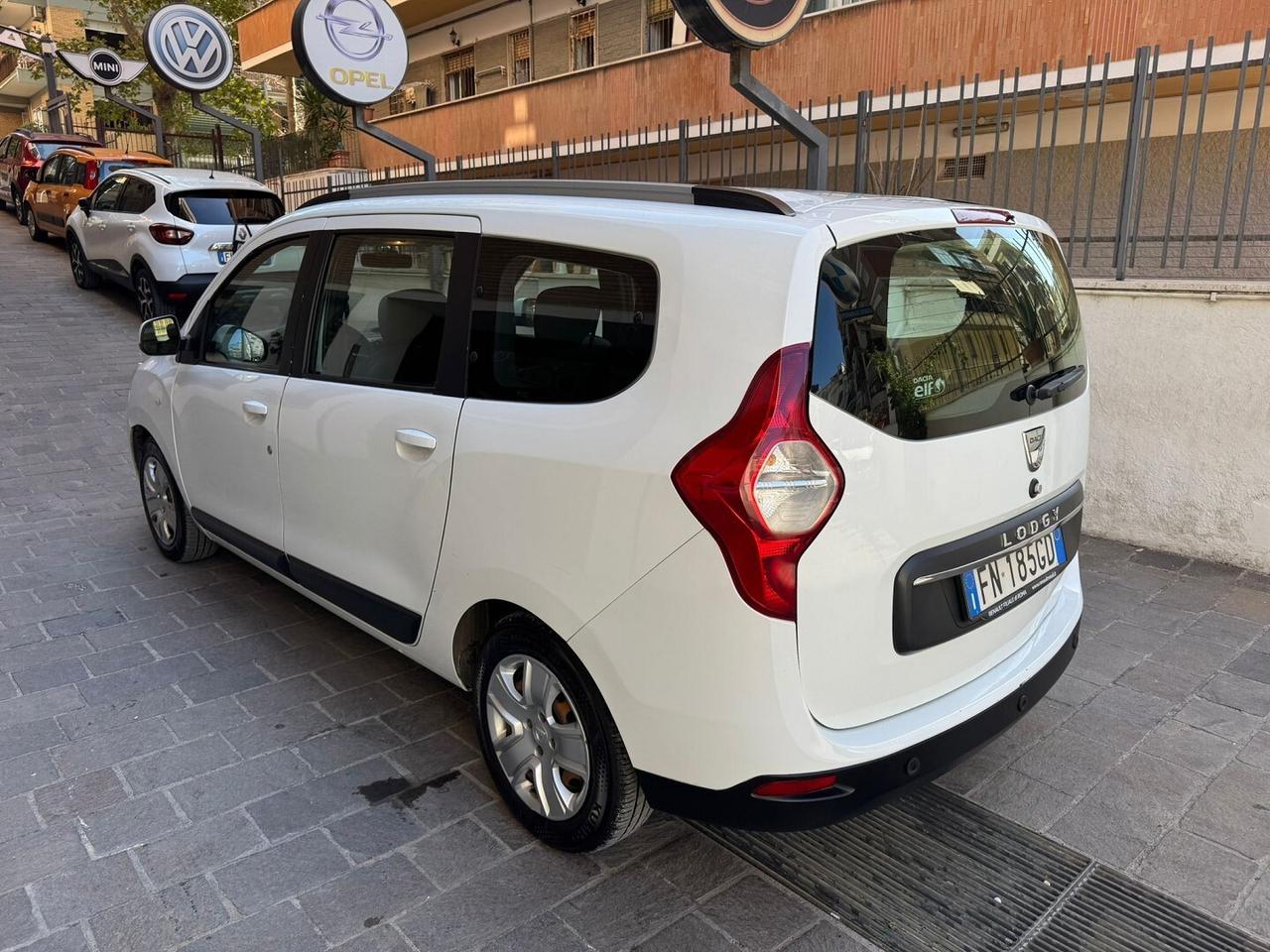 DACIA Lodgy 1.5 dCi 110CV S&S 7 POSTI Laureate