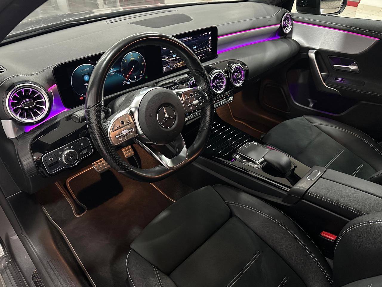 Mercedes-benz A 180 d Automatic Premium AMG Night Edition