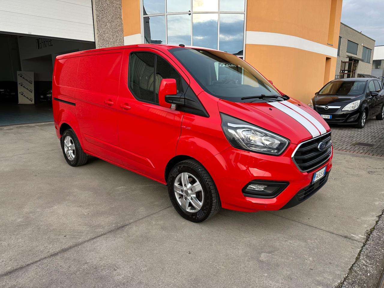 Ford Transit Custom 340 2.0 TDCi 130 PC Furgone Titanium