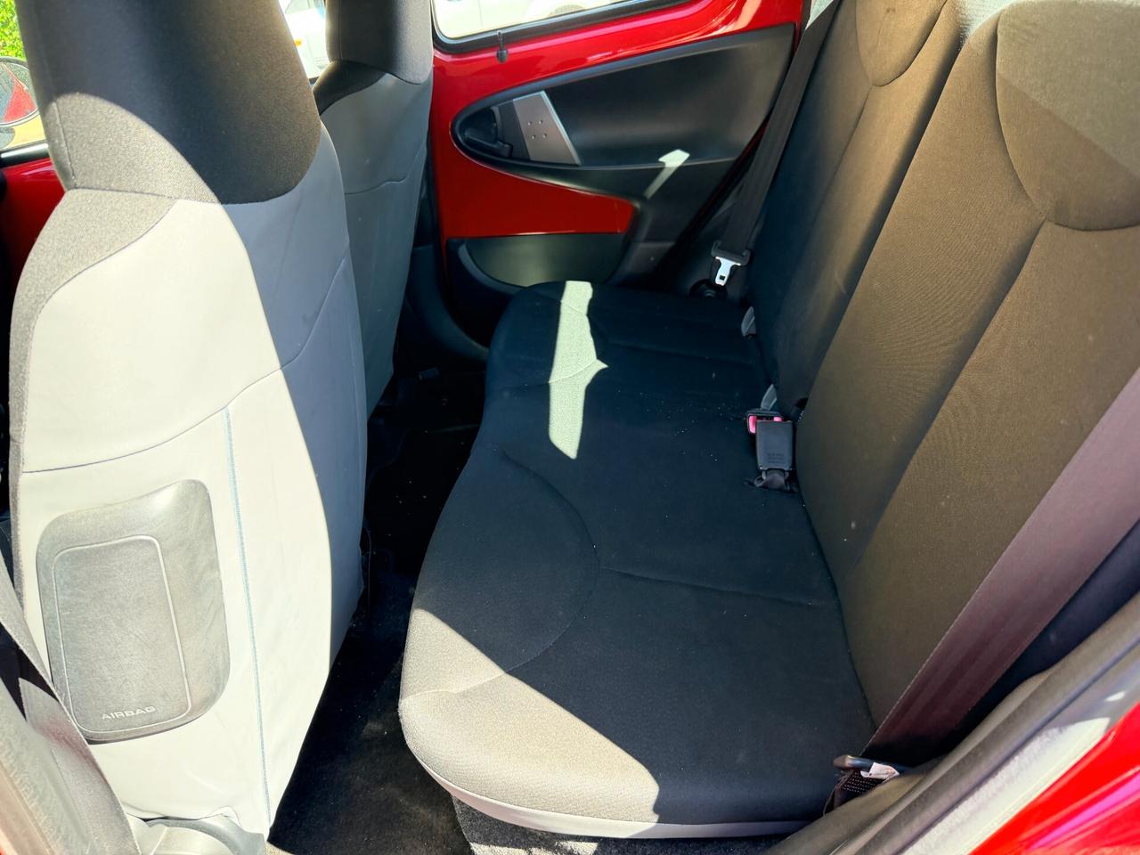 Toyota Aygo 1.0 12V VVT-i 5 porte Active Connect