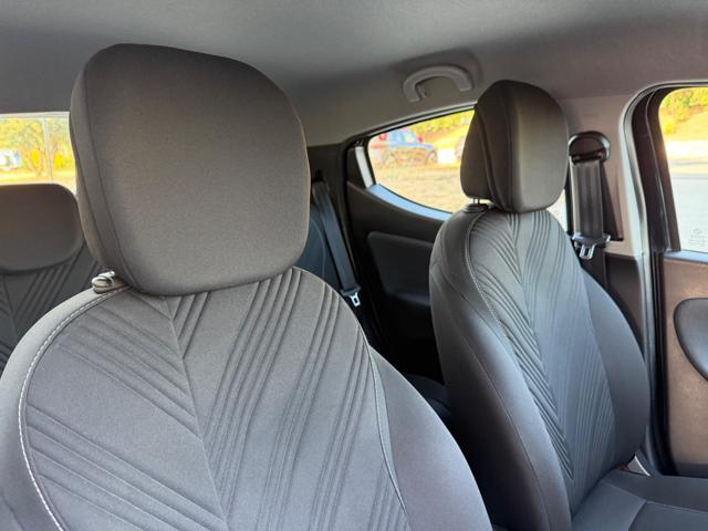 LANCIA Ypsilon GOLD+NAVI CARPLAY+SENSORI+LED