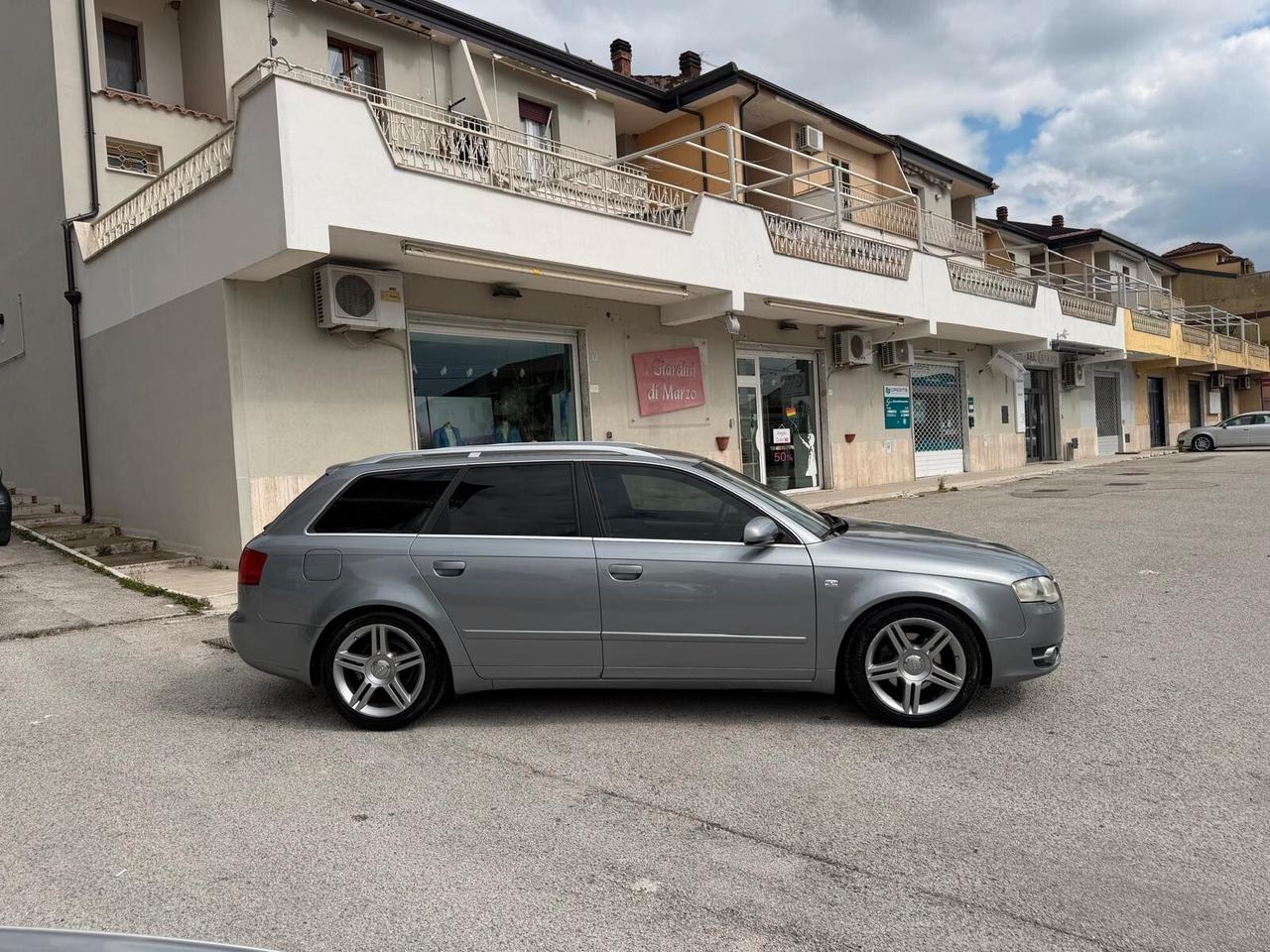 Audi A4 2.0 16V TDI Avant Garanzia