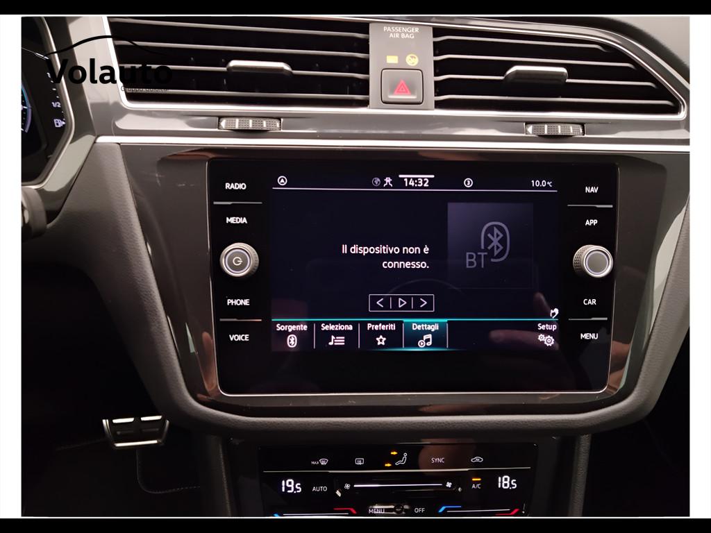 VOLKSWAGEN Tiguan II 2021 - Tiguan 1.5 tsi R-Line 150cv dsg