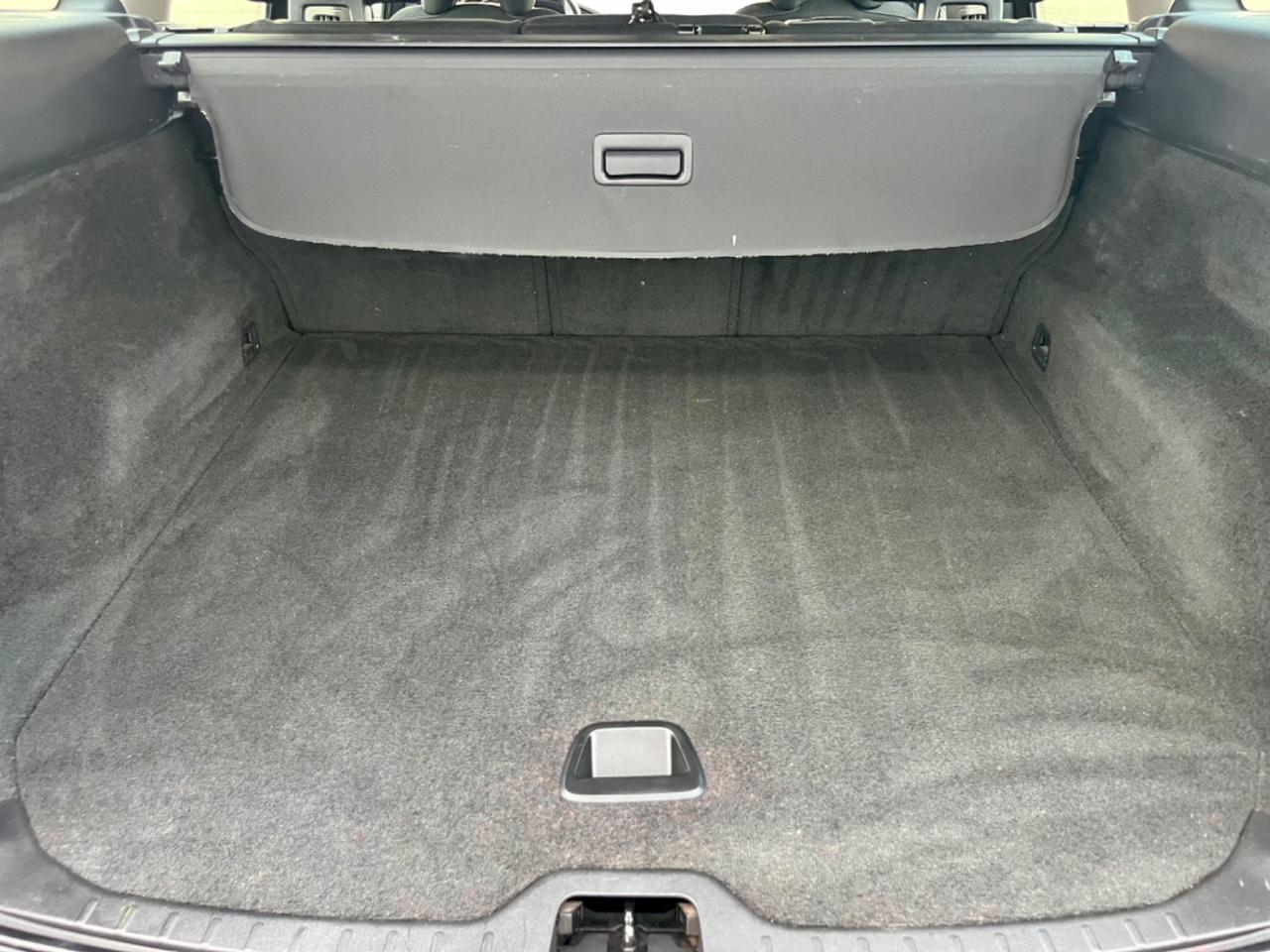 Volvo XC60 2.0d 2014 147.000km autocarro N1 perfetta