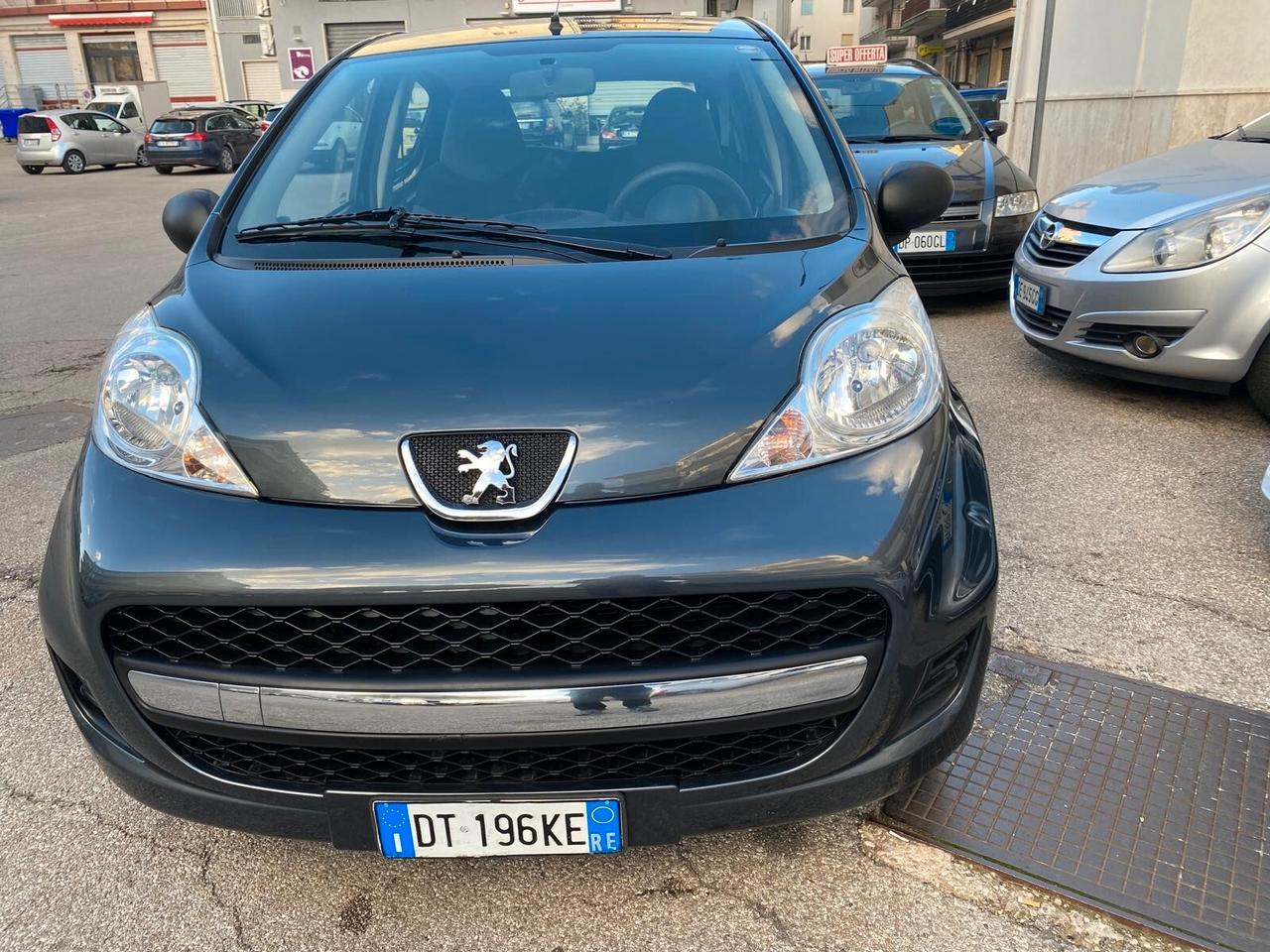 Peugeot 107 1.0 12v Allure Sweet Years