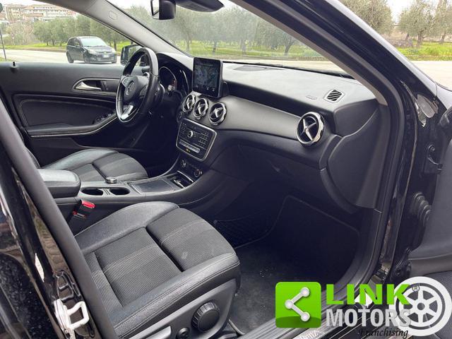 MERCEDES-BENZ GLA 220 d Automatic 4Matic Premium