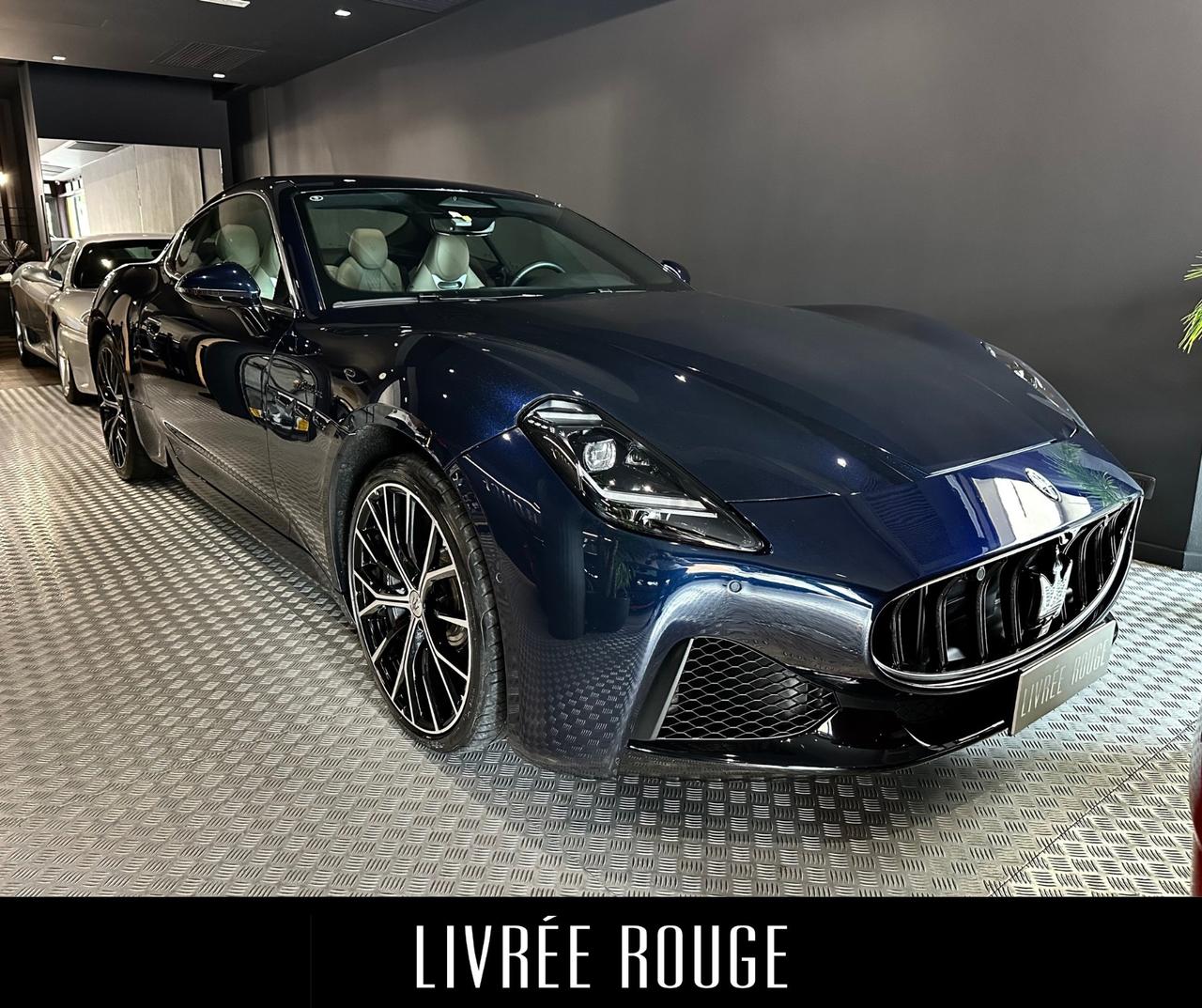 Maserati GranTurismo V6 490 CV AWD Modena