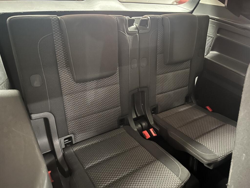 Volkswagen Touran VW TDI DSG 7 posti