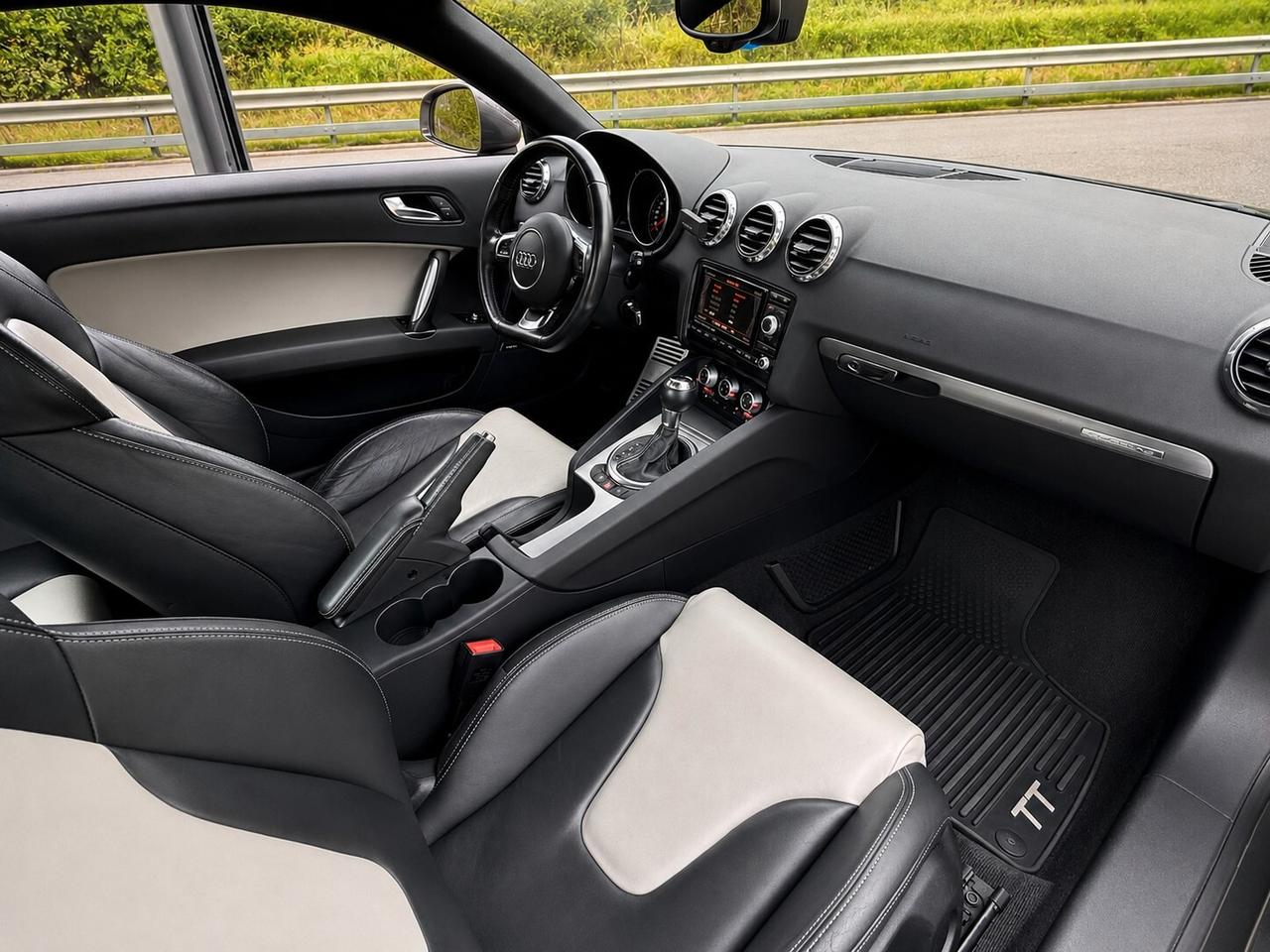 Audi TT Coupé 2.0 TFSI quattro S tronic Advanced plus