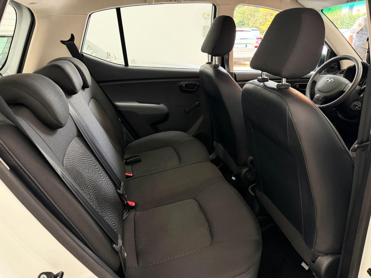 Hyundai i10 2013 1.1 12V Classic Plus CON SOLO 27000KM