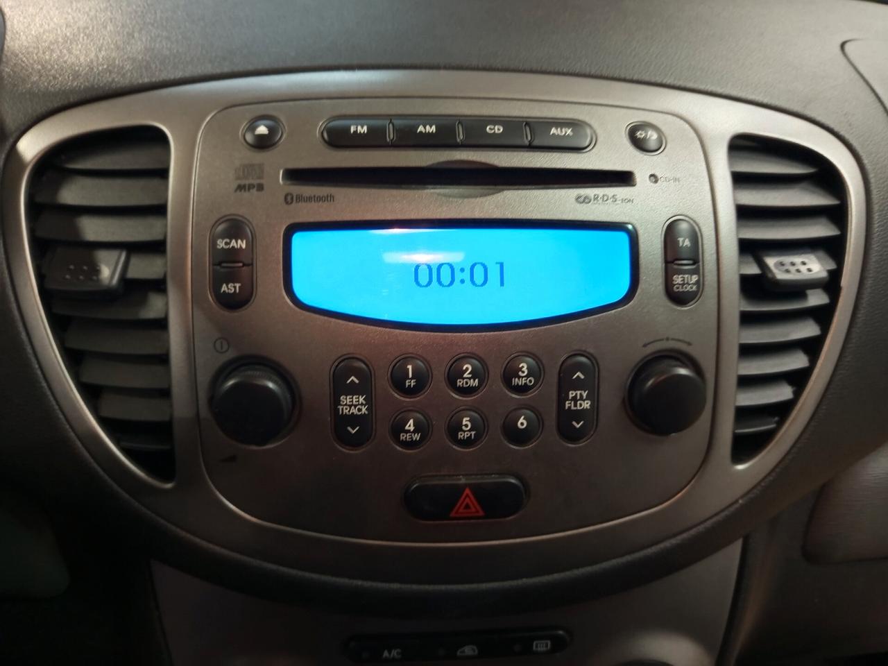 Hyundai i10 1.1 benzina, 100 Mila chilometri. Ok neopatentati
